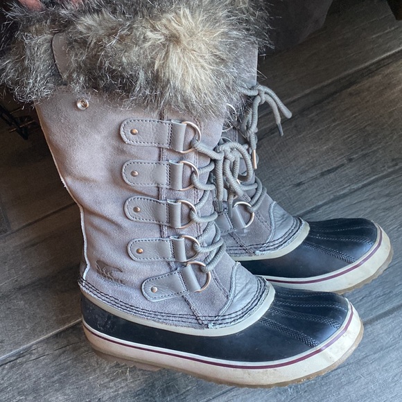 Sorel Joan of Arc Boots - Picture 3 of 6